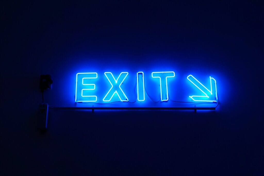 Examine Exhibits How and Why Friendships Finish